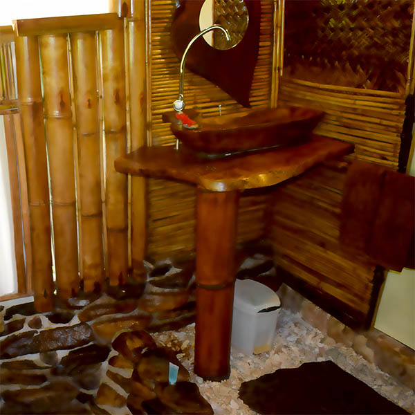 Bathroom of Pension Tupuna in Huahine